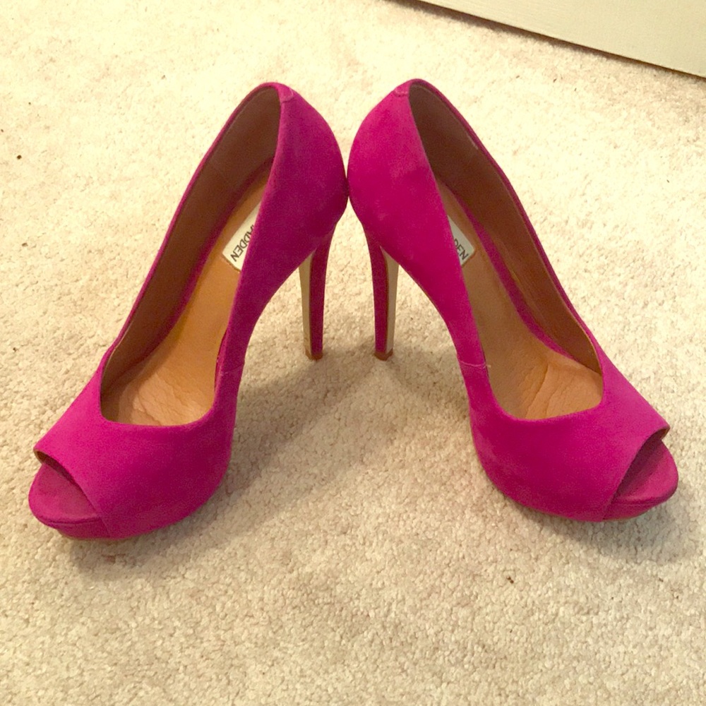Steve Madden Fuschia Colored Heels